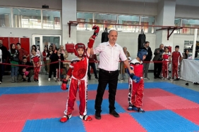 canikli-sporculardan-govde-gosterisi.jpg