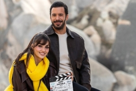 hande-ercel-ve-baris-arducun-basrollerinde-yer-aldigi-aski-hatirla-dizisi-cok-yakinda-disneyta.jpg