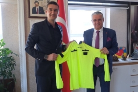 tffhgd-antalya-sube-baskanindan-baskan-topalogluna-ziyaret.jpg