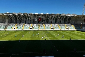 1966-edremitspor-sampiyonluk-yolunda-engel-tanimiyor.jpg