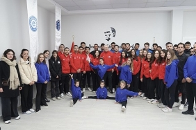 ege-universitesi-spor-kulubu-sualti-ragbisi-takimlari-basarilari-ile-goz-kamastirdi.jpg