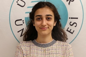 sigara-dumani-kirli-ve-tozlu-hava-ses-tellerini-tahris-ediyor.jpg