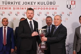 sirinyer-hipodromunda-buca-belediye-baskanligi-kosusu-heyecani.jpg