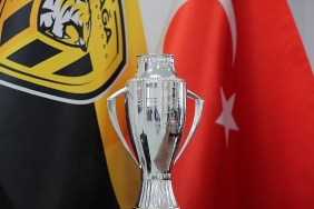 aliagaspor-fk-sampiyonluk-kupasini-aldi.jpg