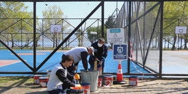buyuksehir-basketbol-sahalarini-yeniliyor.jpg