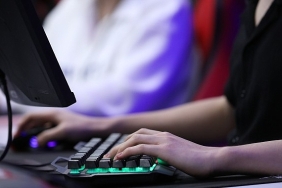 e-sporun-en-iyileri-sampiyonluk-icin-yarisacak.jpg