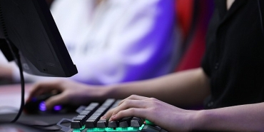 e-sporun-en-iyileri-sampiyonluk-icin-yarisacak.jpg