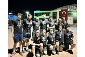 ege-universitesi-sualti-ragbisi-takimlarindan-cifte-sampiyonluk.jpg