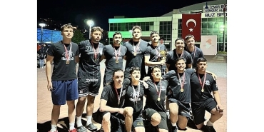 ege-universitesi-sualti-ragbisi-takimlarindan-cifte-sampiyonluk.jpg