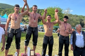 golcuk-belediyespor-pehlivanlari-basariya-doymuyor.jpg