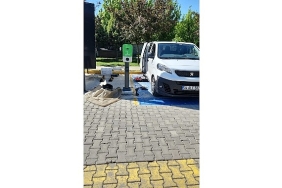 kartepede-cevreci-ulasim-icin-sarj-istasyonlari-hizmete-acildi.jpg