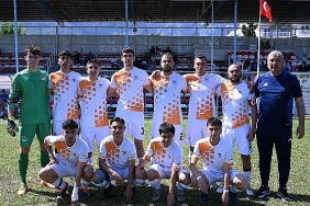 kemer-belediye-merkez-spor-evinde-berabere-kaldi.jpg