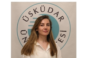 takma-kirpik-kullaniminda-goz-sagligina-dikkat.jpg