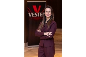 vestelden-kadin-ralli-pilotu-kubra-denizci-keskine-destek.jpg