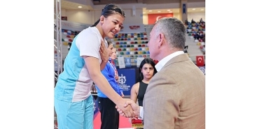 buyukakina-spora-verdigi-destek-icin-tesekkur.jpg