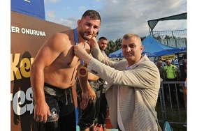 golcuk-belediyesporlu-oner-basaltinda-sampiyon-oldu.jpg