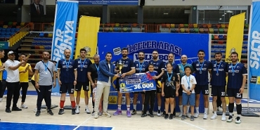 konya-buyuksehirin-ilceler-arasi-voleybol-turnuvasinda-sampiyon-huyuk.jpg