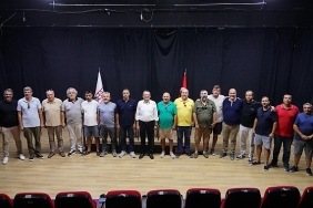 bu-kentin-kalbi-ayvalikgucu-belediyesporla-atiyor.jpg