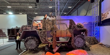 dof-robotics-idef-2025te-aktif-simulator-ile-gercek-zamanli-askeri-egitim-teknolojilerini-tanitti.jpg