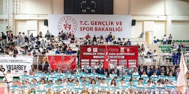 osmangazili-minik-judocudan-turkiye-ikinciligi.jpg
