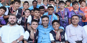 baskan-yildizdan-genclere-mujdeler.jpg