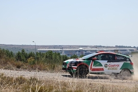 castrol-performansin-sinirlarini-tosfed-istanbul-parkta-toprak-razgatlioglu-ve-ali-turkkan-ile-gozler-onune-serdi.jpg