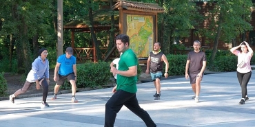 ormanyada-cumartesi-kosulari-suruyor.jpg