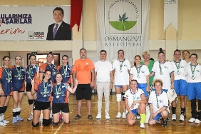 osmangazi-ve-varnadan-voleybol-dostlugu.jpg