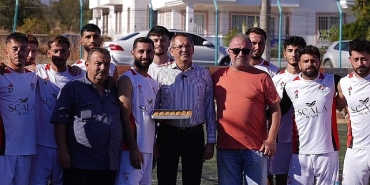 baskan-mesut-erginden-adaspora-ziyaret-ve-yeni-sezon-dilekleri.jpg
