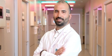 buyuk-yasamsal-krizlerin-yarattigi-stres-intihar-riskini-artirabiliyor.jpg