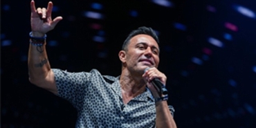 cim-konserlerinde-mustafa-sandal-coskusu.jpg