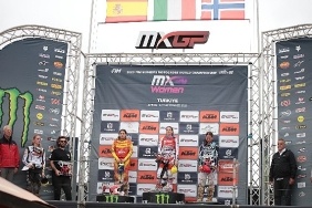 dunya-motokros-sampiyonasinda-ikinci-gun-heyecani-basladi.jpg