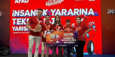 izmirli-ogrencilerden-teknofest-2025te-exoshoulder-akilli-omuz-destek-sistemi-projesi-ile-buyuk-basari.jpg