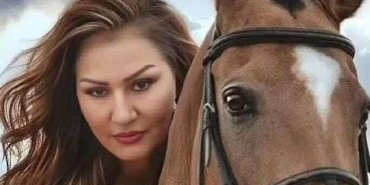 melis-melina-dubaide-klip-cekti.jpg