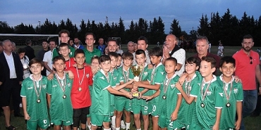 osmangazide-minik-yetenekler-futbol-soleninde-bulustu.jpg