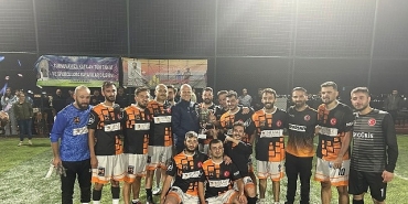 parsan-futbol-takimi-sampiyon-oldu.jpg