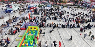 bagcilarda-genclik-ve-spor-festivali-coskusu.jpg