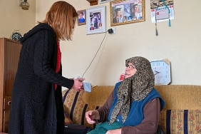 selcuklu-belediyesi-evde-yasli-bakim-hizmeti-ile-ornek-olmaya-devam-ediyor.jpg