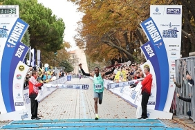 turkiye-is-bankasi-istanbul-maratonu-kitalari-47-kez-birlestiriyor.jpg