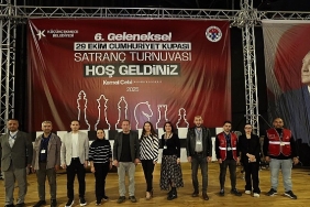 6-geleneksel-29-ekim-cumhuriyet-kupasi-satranc-turnuvasi-duzenlendi.jpg