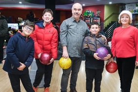 bilgievleri-ve-sayginlar-bowling-pistinde-bulustu.jpg