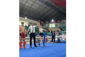 kemer-belediye-kick-boks-sporcularindan-2-bronz-madalya.jpg
