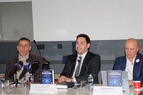acibadem-sports-academyden-futbolun-gelecegine-isik-tutan-panel.jpg