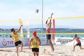Çeşme’de Uluslararası Grand Slam Plaj Voleybolu heyecanı yaşandı