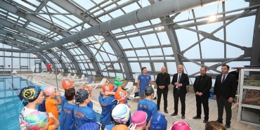 Başkan Taban İnegöl Belediyespor’un Yüzme Sporcularıyla Buluştu