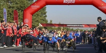 Cumhurbaşkanlığı Yarı Maratonu’nda şampiyonlar Bağcılar’dan çıktı