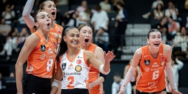 Eczacıbaşı Peron İstanbul’un derbide rakibi VakıfBank