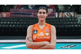 Karmen Aksoy Eczacıbaşı Peron İstanbul’da