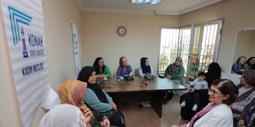 Konak’ta Meme Kanseri Farkındalık Seminerleri başladı