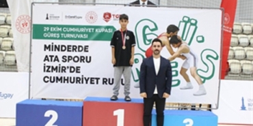 Tatami ve minderde Cumhuriyet coşkusu
